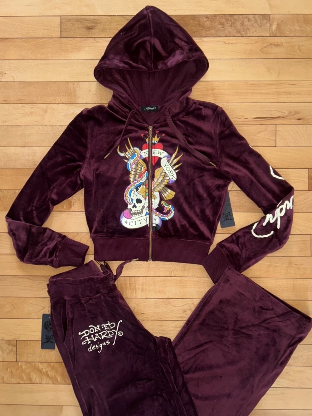 NEW! ED HARDY NYC Skull Velour Hoodie & Pant Tracksuit in Burgundy Size S